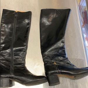 Vintage, black leather Julianelli boots!